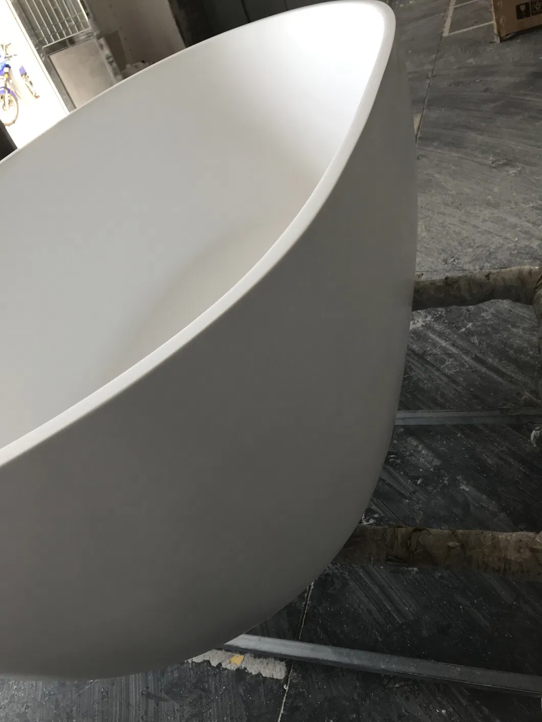 Bathrooms Freestanding Seamless Matt White&Glossy White Acrylic Bathtub